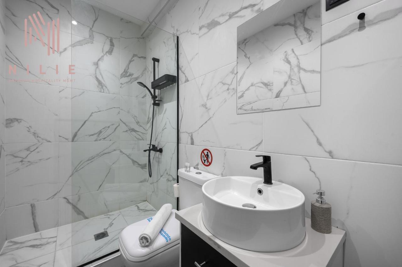 B&W, Nilie Hospitality Mgmt Apartment Salonic Exterior foto